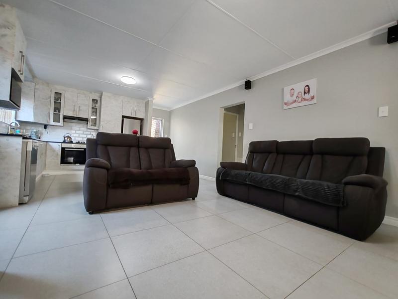 3 Bedroom Property for Sale in Fairview Eastern Cape